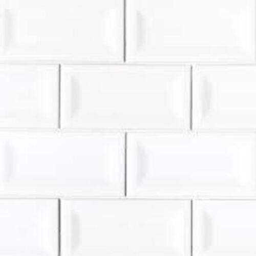 DESCRIPTION: (1) BOX OF INVERTED BEVELED PREMIUM CERAMIC TILES SIZE: 10,65 SQ FT RETAIL$: $56.64 EA QTY: 1