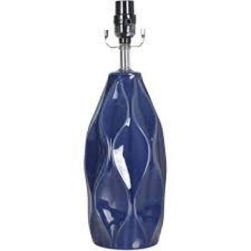 DESCRIPTION: (1) BLUE FACETED CERAMIC TABLE LAMP BRAND/MODEL: BETTER HOME AND GARDEN RETAIL$: $21.52 QTY: 1