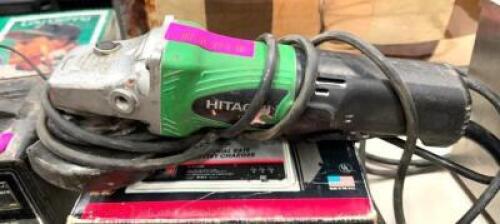 DESCRIPTION: 4-1/2" DISC GRINDER BRAND/MODEL: HITACHI G12SE2 QTY: 1
