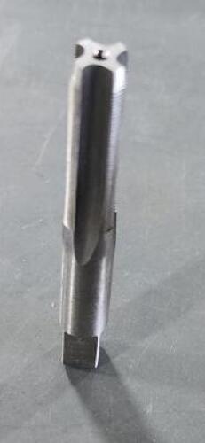 DESCRIPTION: (3) HSS PLUG STRAIGHT FLUTE HAND TAP BRAND/MODEL: INTERSTATE 04842407 SIZE: 3/8-40 RETAIL$: $50.11 QTY: 3