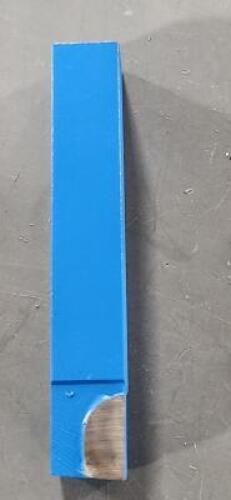 DESCRIPTION: (5) SINGLE POINT TOOL BITS BRAND/MODEL: VC AR10C6 SIZE: 5/8" SQ SHANK RETAIL$: 7.12 QTY: 5