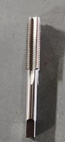 DESCRIPTION: (2) HSS STRAIGHT FLUTE TAPS BRAND/MODEL: VC 04993051 SIZE: M11x1.25 MF RETAIL$: $11.15 QTY: 2
