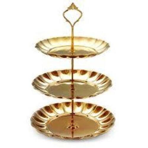 DESCRIPTION: (3) BOXES OF SERVING TRAYS BRAND/MODEL: PARTY SERVING PLATTER INFORMATION: GOLD PLATED SIZE: 3 TIER RETAIL$: $25.21 EA QTY: 3