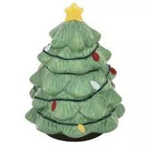 DESCRIPTION: (2) CERAMIC CHRISTMAS TREE BRAND/MODEL: HOLIDAY TIME INFORMATION: GREEN RETAIL$: $22.00 EA QTY: 2