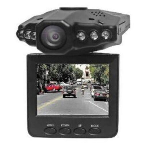 HD DVR HD PORTABLE DVR WITH 2.5" LCD SCREEN RETAILS FOR $18.00