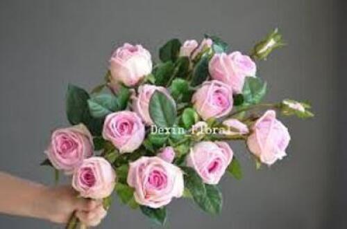 DESCRIPTION: (4) BUNDLES OF ROSES BRAND/MODEL: SPARKLE AND BASH INFORMATION: PINK RETAIL$: $15.48 EA QTY: 4