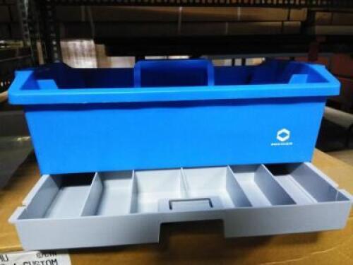 DESCRIPTION: (1) CASE OF (6) CARRYING TOTE BRAND/MODEL: PREMIER INFORMATION: BLUE RETAIL$: $20.00 EA TOTE QTY: 1