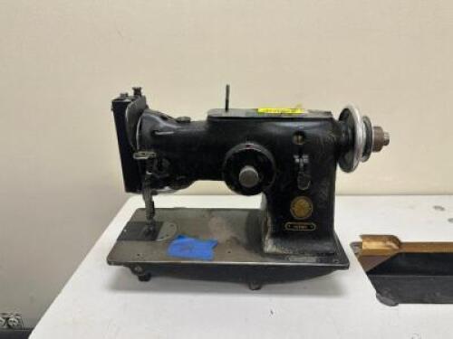 SINGER Walking Foot LEATHER Sewing Machine