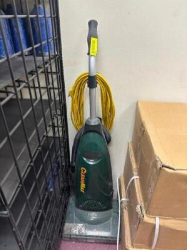 VACUUM CLEANER