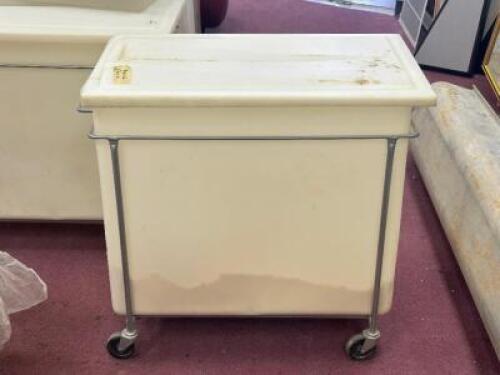 ROLLING INGREDIENT BIN