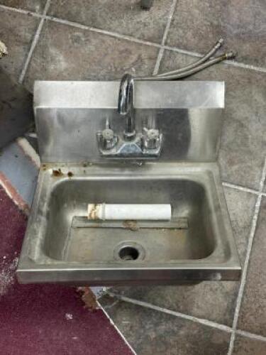WALL MOUNTED STAINLESS PREP SINK