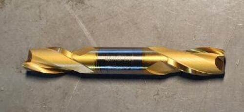 DESCRIPTION: (1) HSS SQ END MILL BRAND/MODEL: HERTEL 41119645 SIZE: 5/8" DIA 1-1/8" LOC RETAIL$: $55.59 QTY: 1