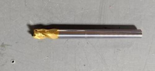 DESCRIPTION: (1) SOLID CARBIDE SQ END MILL BRAND/MODEL: HERTEL 88249990 SIZE: 3/16" DIA 5/16" LOC QTY: 1