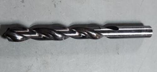 DESCRIPTION: (2) HSS JOBBER DRILL BIT BRAND/MODEL: HERTEL 83240416 SIZE: 41/64" RETAIL$: $38.44 QTY: 1