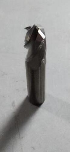 DESCRIPTION: (1) SOLID CARBIDE 90* DRILL MILL BRAND/MODEL: ACCUPRO 06298772 SIZE: 1/2" dia 1" loc RETAIL$: $46.99 QTY: 1