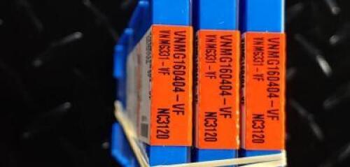 (30) KORLOY VNMG160404-VF BORING INSERT