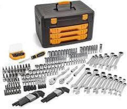 DESCRIPTION: (1) MECHANICS HAND TOOL SET AND STORAGE CASE BRAND/MODEL: GEARWRENCH #80949 SIZE: 232 PIECE, TOOLS AND CASE INCLUDED 1/4" AND 3/8" RETAIL