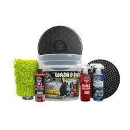 DESCRIPTION: (1) CAR CLEANING KIT BRAND/MODEL: WASH AND SHINE RETAIL$: $30.00 EA QTY: 1