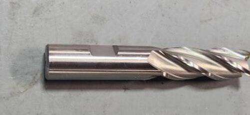 DESCRIPTION: (1) M-35 COBALT SQ END MILL BRAND/MODEL: OSG 5742300 SIZE: 5/8" D 1-5/8" LOC RETAIL$: $46.92 QTY: 1
