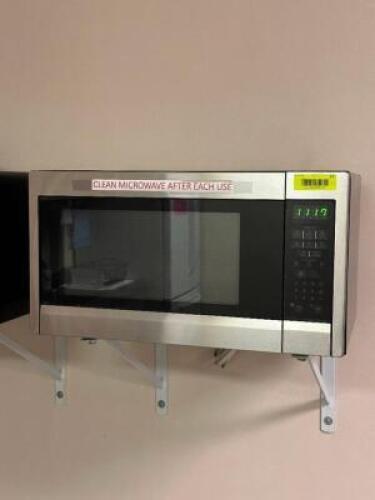 MICROWAVE WITH WALL MOUNT