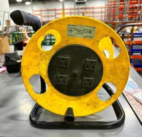 EXTENSION CORD REEL