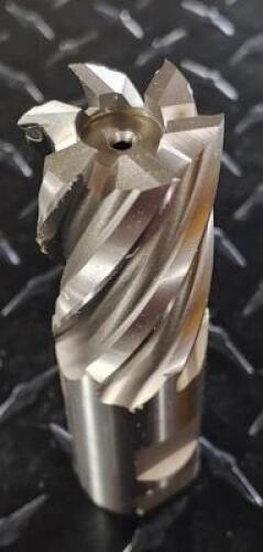 (1) YG-1 TOOL CO. 1-1/4" MILLING DIAM,SQUARE END MILL