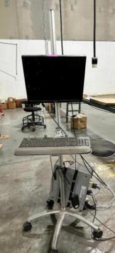 COMPUTER WITH ROLLING STAND