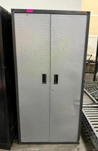 METAL STORAGE CABINET