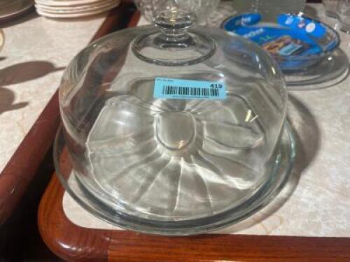 GLASS CAKE PLATE W/ LID.