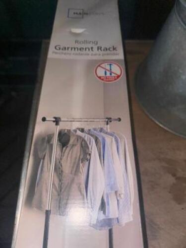 GARMENT ROLLING RACK