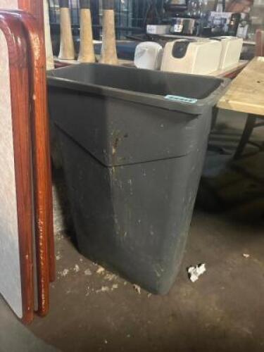 20 GALLON BAR SIDE TRASH CAN
