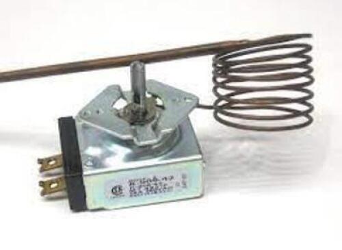 DESCRIPTION: (2) TEMPERATURE CONTROL VALVE BRAND/MODEL: ROBERTSHAW #K-909-42 RETAIL$: $67.57 EA QTY: 2
