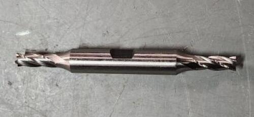 DESCRIPTION: (1) HSS DOUBLE END MILL BRAND/MODEL: HERTEL 41117516 SIZE: 7/32" DIA 9/16" LOC 3/8" SD QTY: 1