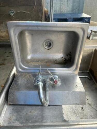 STAINLESS HAND SINK.