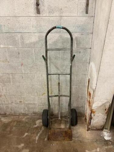 HAND TRUCK