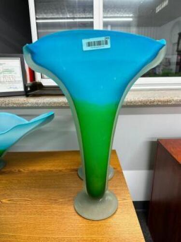 (2)- VASES