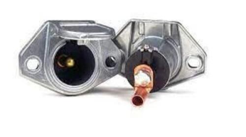 DESCRIPTION: (2) TRAILER SOCKET BRAND/MODEL: GROTE #82-0851 RETAIL$: $17.75 EA QTY: 2