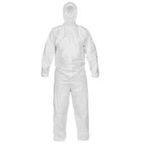 DESCRIPTION: (3) CHEMICAL RESISTANT COVERALLS BRAND/MODEL: LAKELAND/PBL40130-XL INFORMATION: GREEN/HOODED/ZIPPER SIZE: XL RETAIL$: 29.55 EACH QTY: 3