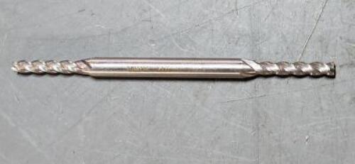 DESCRIPTION: (1) HSS SQ END MILL BRAND/MODEL: VC 0`873082 SIZE: 1/8" DIA 3/4" LOC 3/16" SD QTY: 1