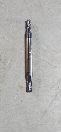DESCRIPTION: (2) DE SQ END MILL BRAND/MODEL: ACCUPRO 64970478 SIZE: 3/32: DIA 3/16" LOC 1/8" SD QTY: 2