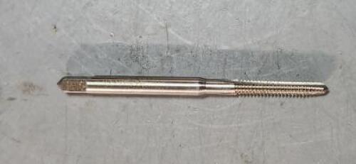 DESCRIPTION: (1) HSS STRAIGHT FLUTE TAP BRAND/MODEL: HERTEL 85066801 SIZE: #4-40 UNC QTY: 1