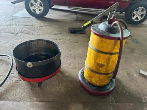 PORTABLE GREASER AND OIL DIP PAN.