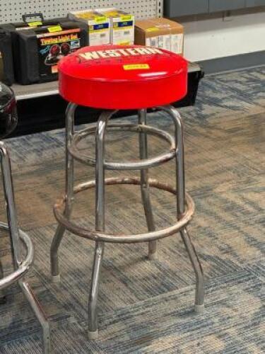 SHOP STOOL