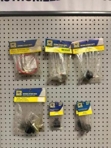 ASSORTED SMALL HARDWARE AND PIECES