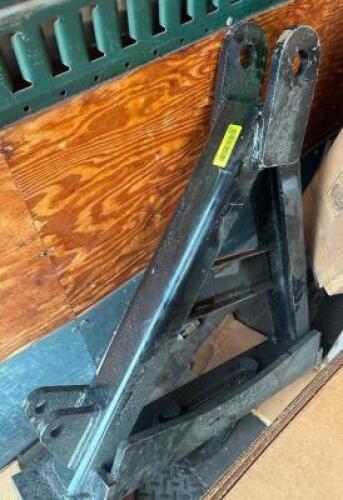(2) MOUNTING BARS