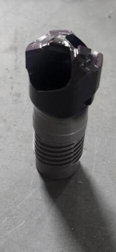 DESCRIPTION: (10) REPLACEABLE BTA CARBIDE DRILL TIPS BRAND/MODEL: ISCAR 53886214 INFORMATION: 0.7585" RETAIL$: $138.82 EA QTY: 10