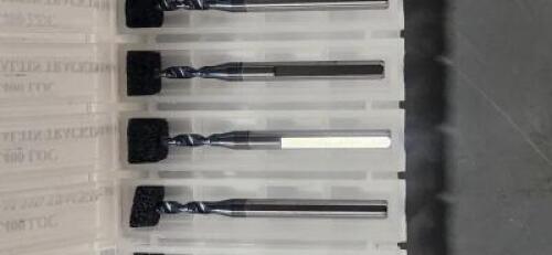 DESCRIPTION: (20) SOLID CARBIDE DRILL BITS BRAND/MODEL: MITGI R03-216 INFORMATION: 2.10mm QTY: 20