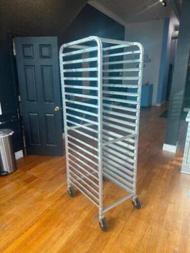 ROLLING PAN RACK