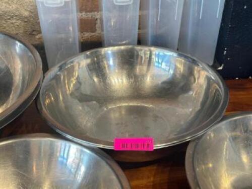 (2) - STAINLESS MIXING BOWLS