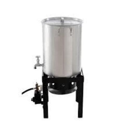 DESCRIPTION: (1) TURKEY FRYER BRAND/MODEL: EXPERT GRILL SIZE: 30 QUART RETAIL$: $54.00 EA QTY: 1